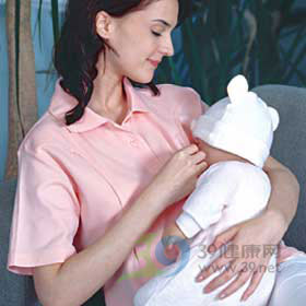 喂養嬰幼兒，還是母乳好