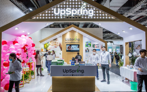 直擊CBME | UpSpring強勢登陸，拉開母嬰市場新格局