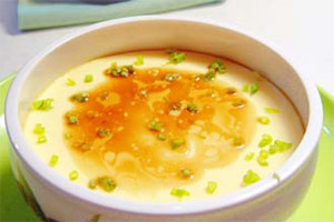 8個月輔食：蒸什錦雞蛋羹